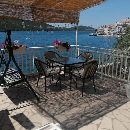 Apartmani Villa Anita Неум Екстериор снимка