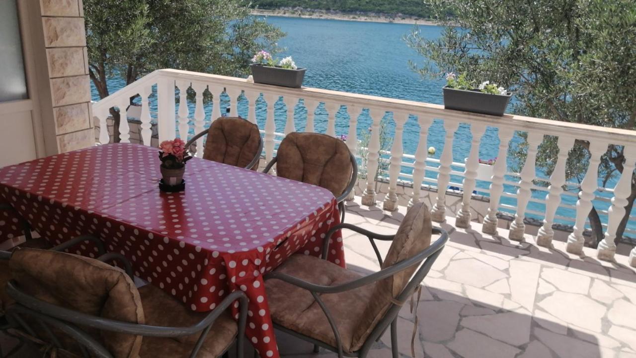 Apartmani Villa Anita Неум Екстериор снимка