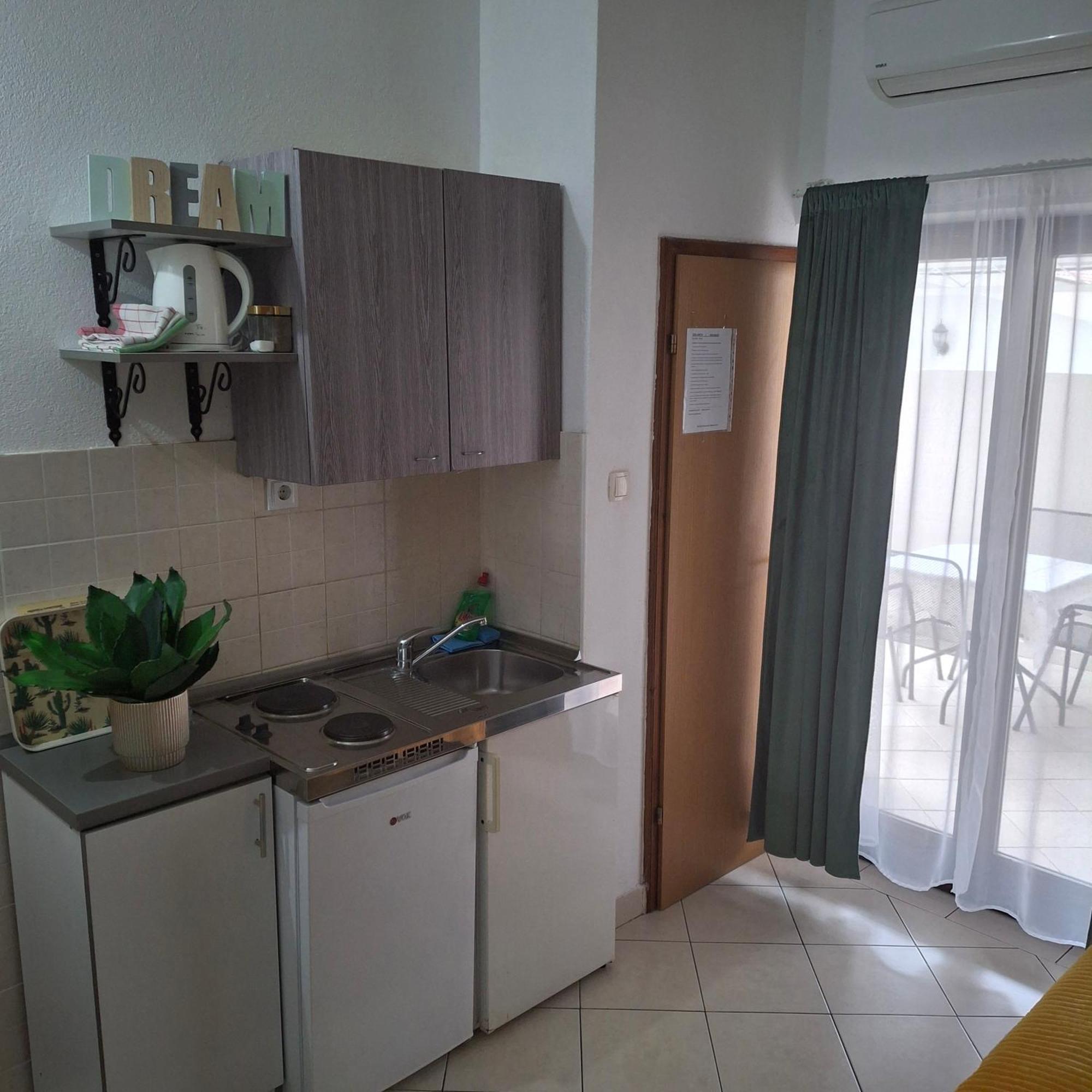 Apartmani Villa Anita Неум Екстериор снимка